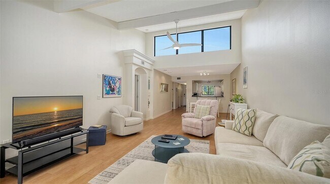 Building Photo - 1611 Clower Creek Dr