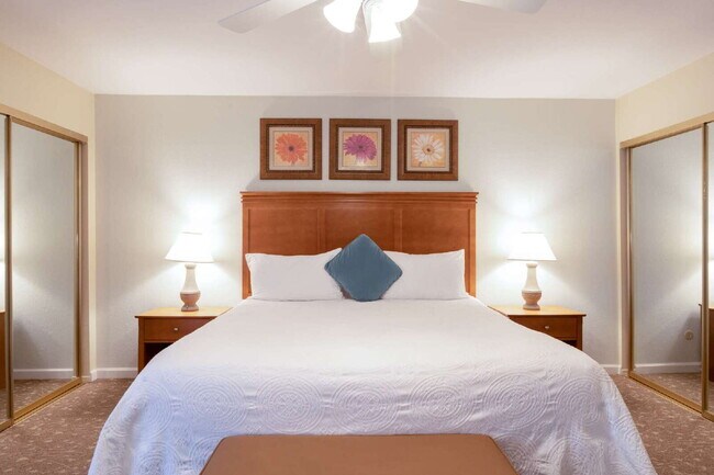 Building Photo - Scenic Long-term Rentals!