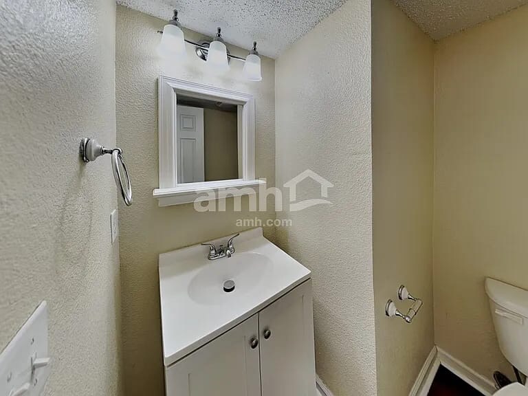 Building Photo - 1347 Egret Ln