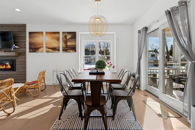 Building Photo - 1510 Maple Ln