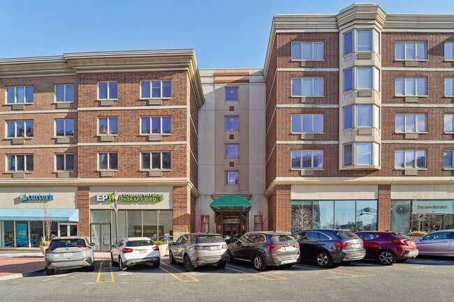 Building Photo - 1110 City Pl