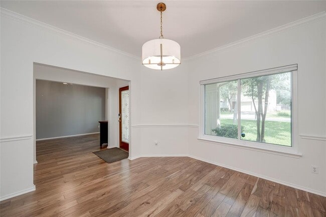 Building Photo - 8621 Neider Dr
