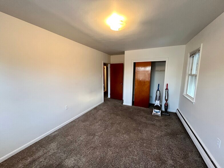 Bedroom - 705 Bywood Ave