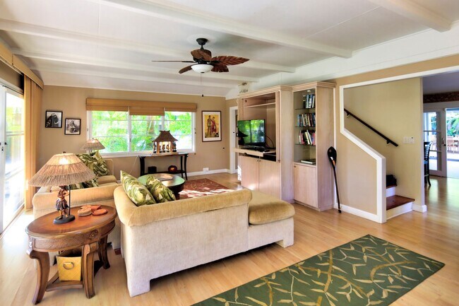 Building Photo - 1405 Mokulua Dr