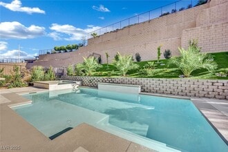 Building Photo - 6243 Carol Butte Ct