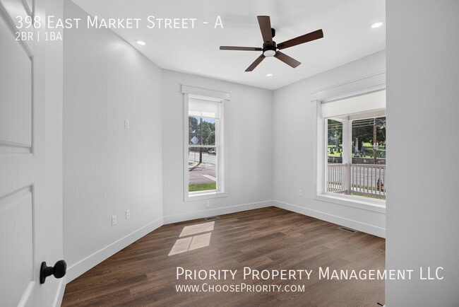 Building Photo - 398 E Market St