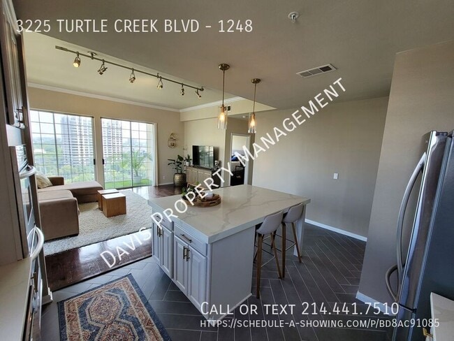 Building Photo - 3225 Turtle Creek Blvd Blvd