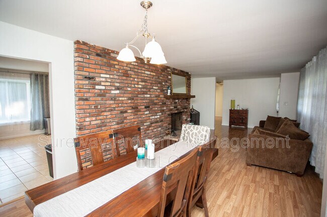 Building Photo - 522 Jersey Ave