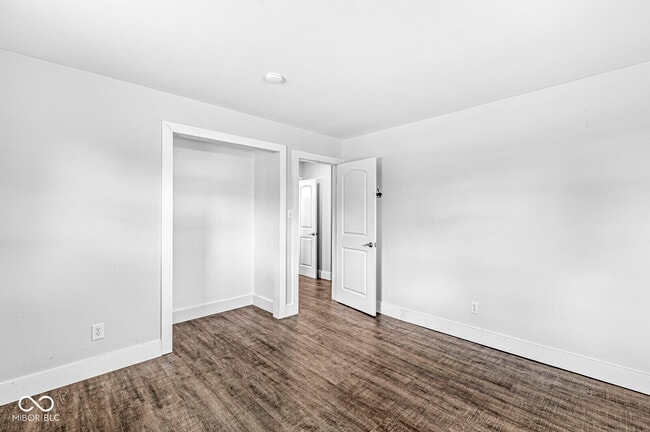 Building Photo - 4307 E 550 S