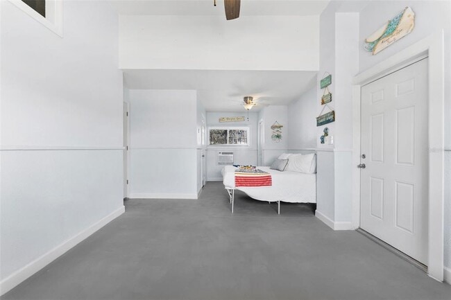 Building Photo - 13514 Garris Dr