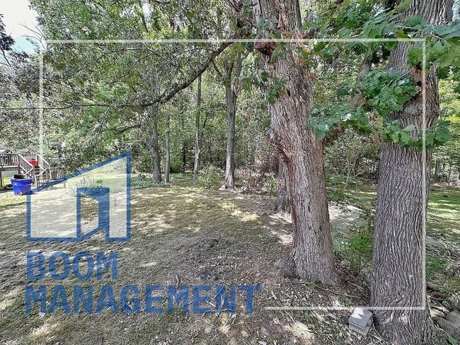 Building Photo - 200 Rencher St