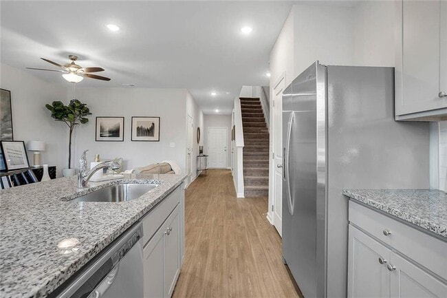 Building Photo - 138 Paper Mill Rd