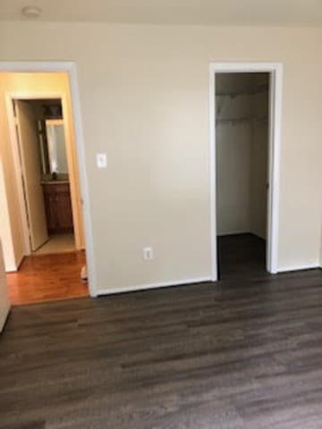 Building Photo - 11706 Olde English Dr