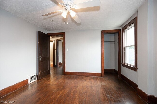 Building Photo - 888 Harrison Ave