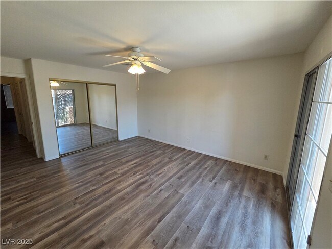 Building Photo - 8204 Tivoli Cove Dr