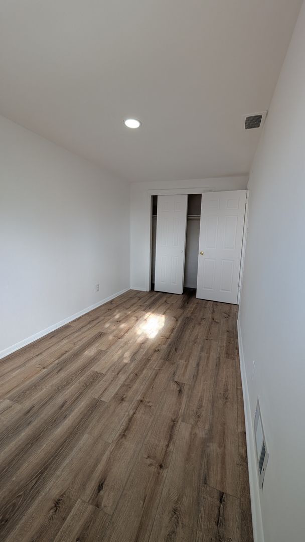 Building Photo - Cozy 3 Bed 1 Bath Harrisburg Home - Available Now!