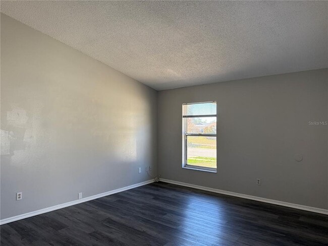 Building Photo - 1215 Ravida Cir