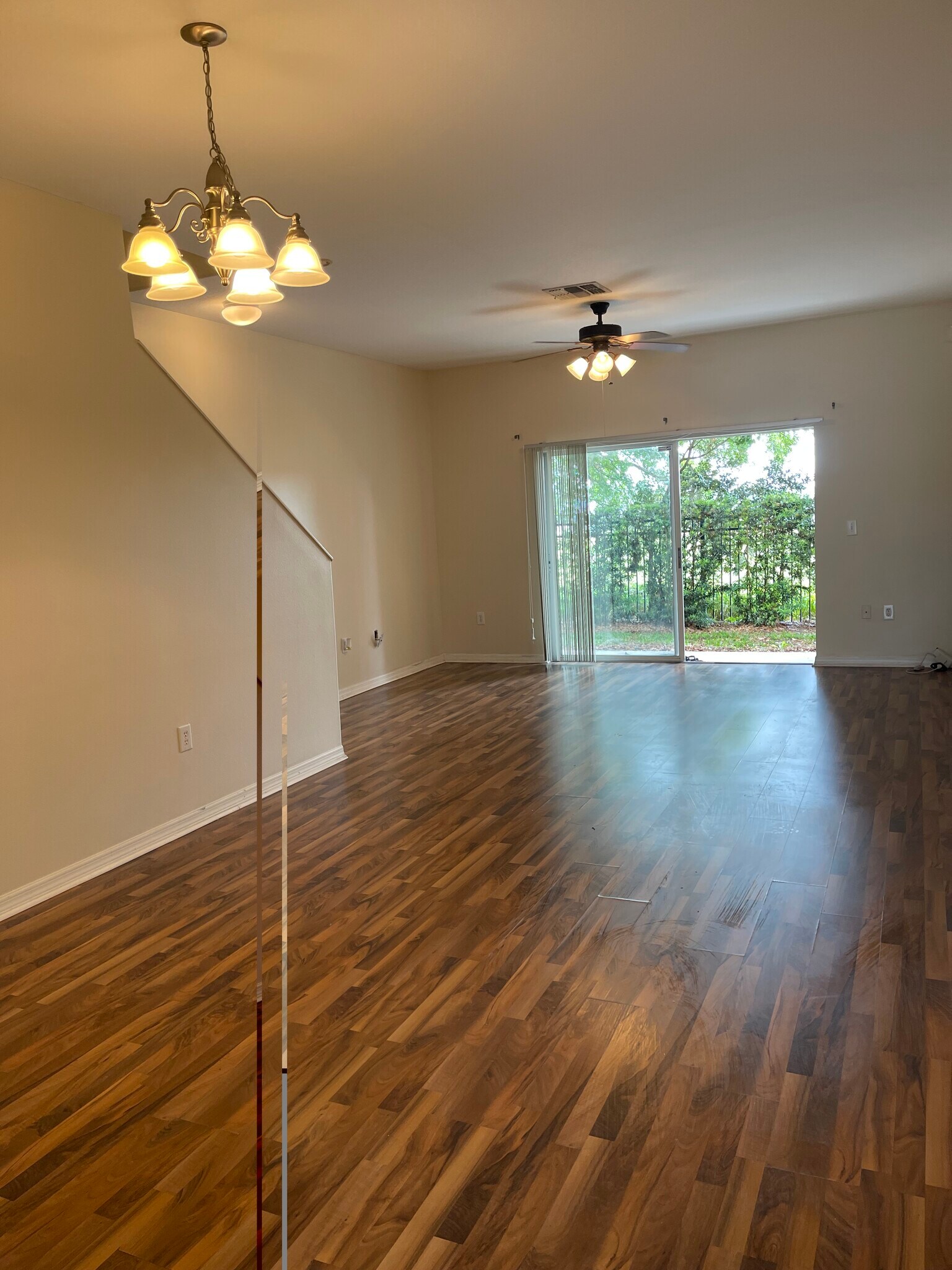 Building Photo - 4213 Winding Vine Dr
