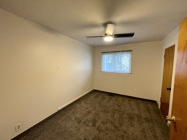 Building Photo - 3595 S 500 E