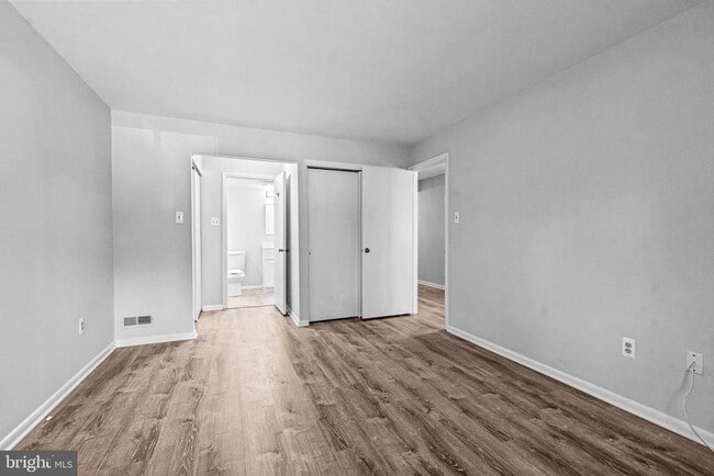 Building Photo - 202A Kelly Cove