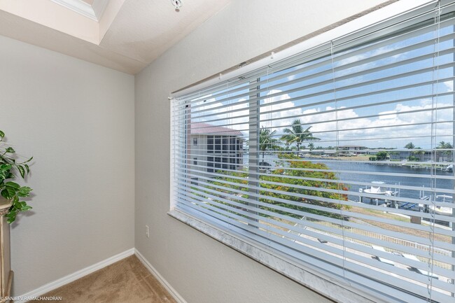 Building Photo - FURNISHED WATERFRONT CONDO IN PUNTA GORDA ...