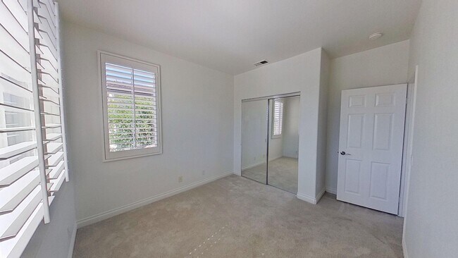 Building Photo - 18 Trail Canyon Dr