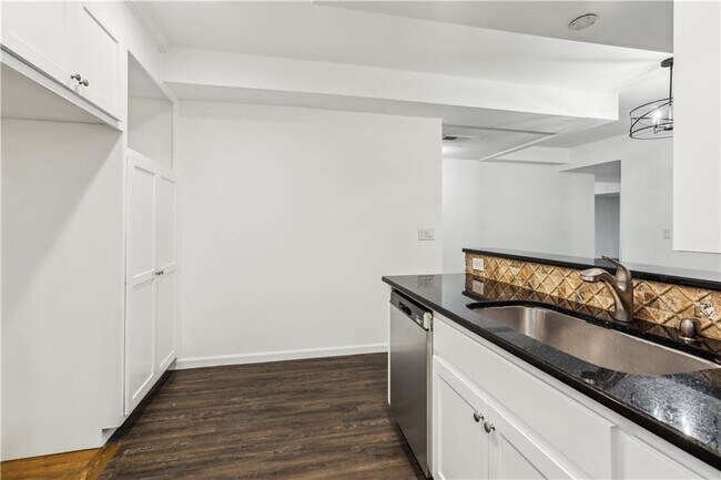 Building Photo - 2539 Larson Creek Cove NW