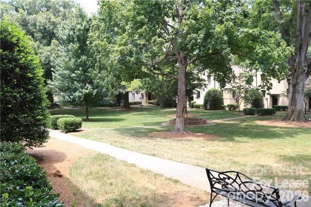 Building Photo - 1121 Myrtle Ave