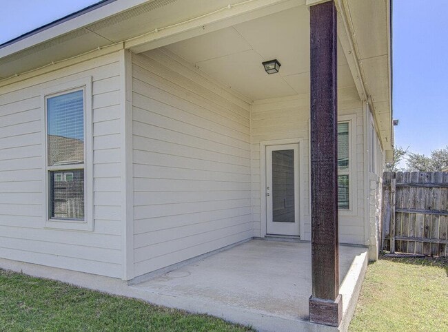 Building Photo - 20308 Crested Caracara Ln