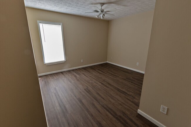 Building Photo - Home in Prattville