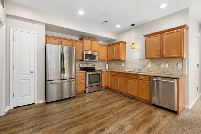 Building Photo - 5551 W 29th St