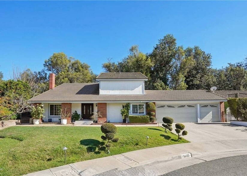 Building Photo - 1446 Beechwood Dr
