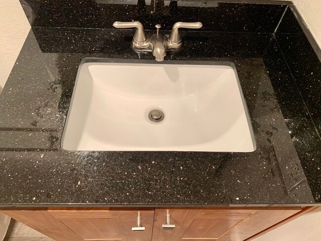 Building Photo - 12626 Ne 118th St, Apt 3