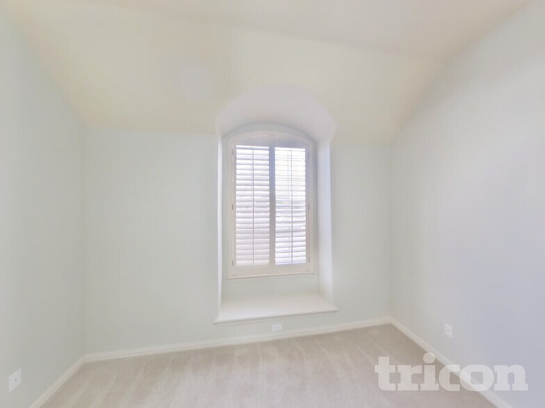 Building Photo - 10601 Waterview Pkwy