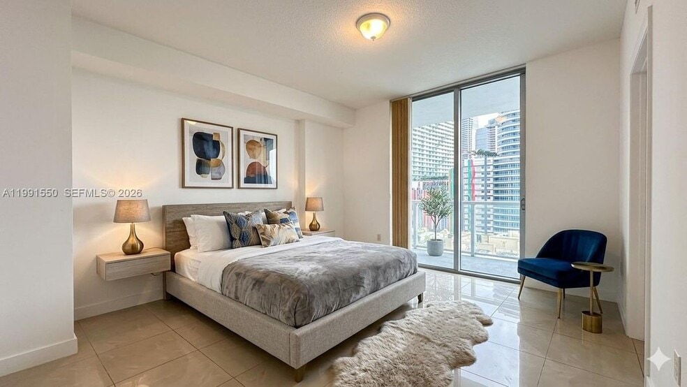 Building Photo - 79 SW 12th St