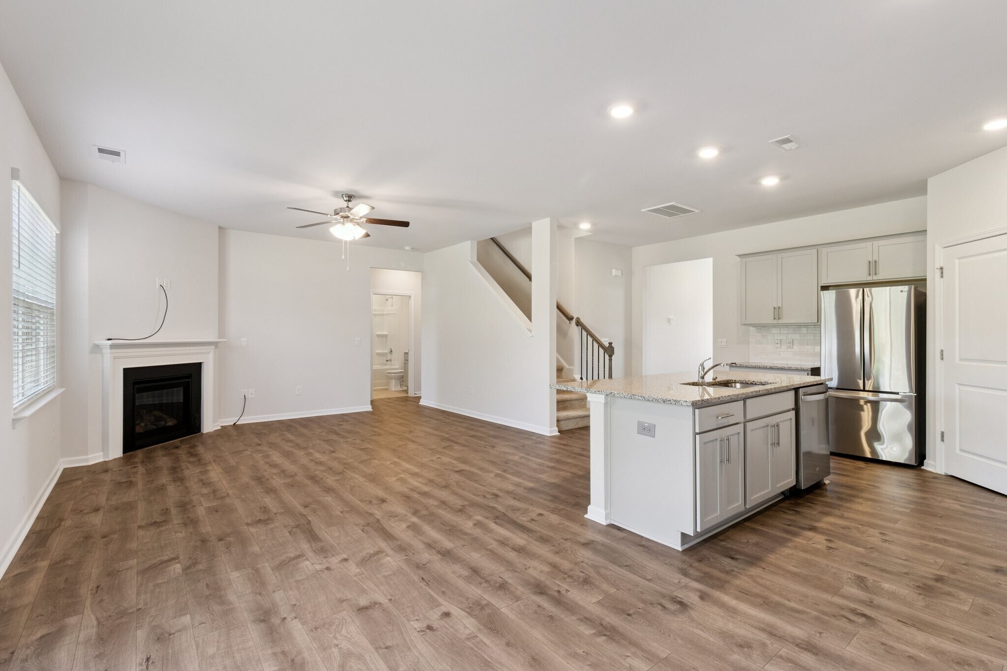 Building Photo - 65 Blue Aspen Dr