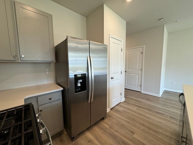 Building Photo - PARKLAND SCHOOLS- NEW CONSTRUCTION 3 BDRM ...