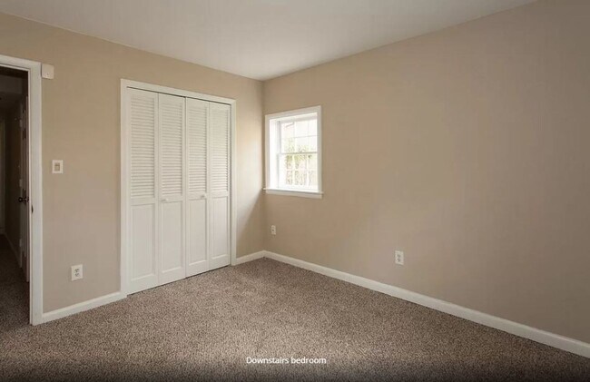 Building Photo - 3146 Friar Tuck Way