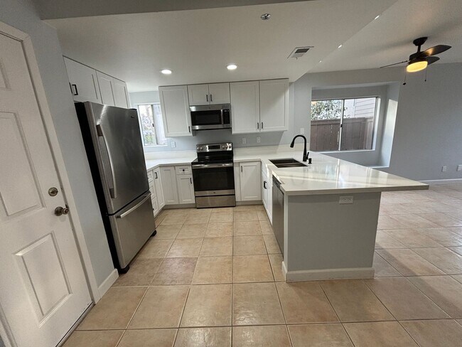 Building Photo - 8931 Windham Ct