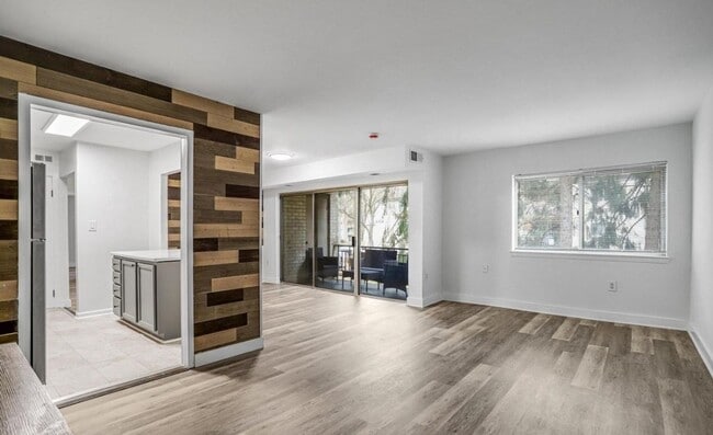 Building Photo - 12311 Braxfield Ct