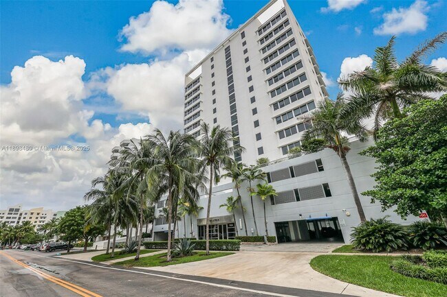Building Photo - 7929 West Dr