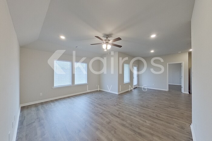 Building Photo - 117 ORTHELLO COURT