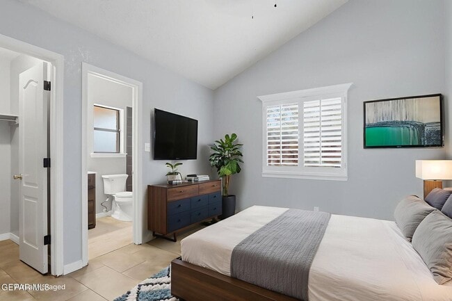 Building Photo - 11734 Stone Castle Dr