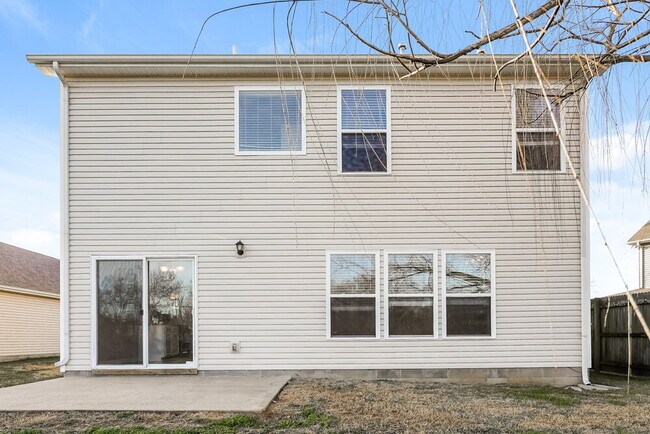 Building Photo - 305 Stewart Springs Dr