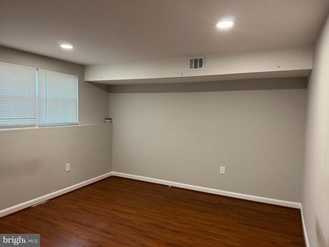 Building Photo - 6110 George Baylor Dr