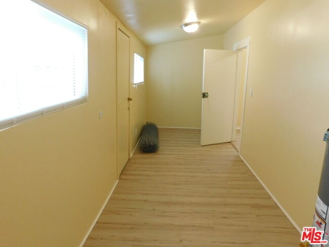 Building Photo - 616 W 58th St