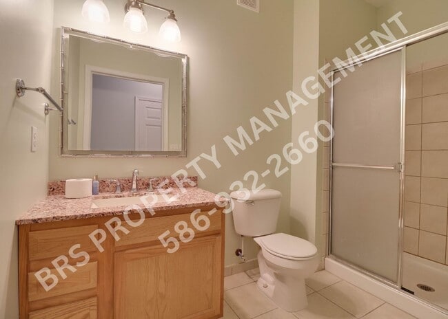 Building Photo - 2 Bedroom 2 Bathroom Condo