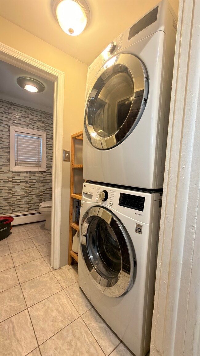 Building Photo - 6013 Buchanan Pl