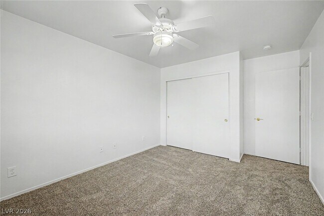 Building Photo - 3468 Momentum Ct