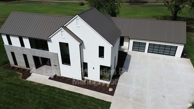 Building Photo - 1840 Quail Creek Dr
